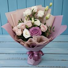 Букет цветов из:  Розы и Лизиантусы в Анапе