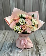 Букет цветов из:  Гвоздики, Розы и Хризантемы в Анапе