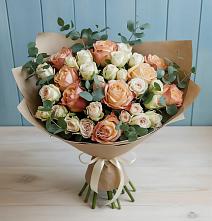 Букет цветов из:  Альстромерии и Розы в Анапе